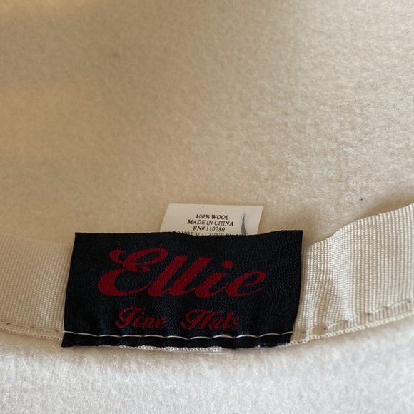 Hat - Picture 3 of 4